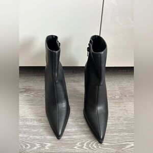 Jessica Simpson Black Leather Heeled Booties